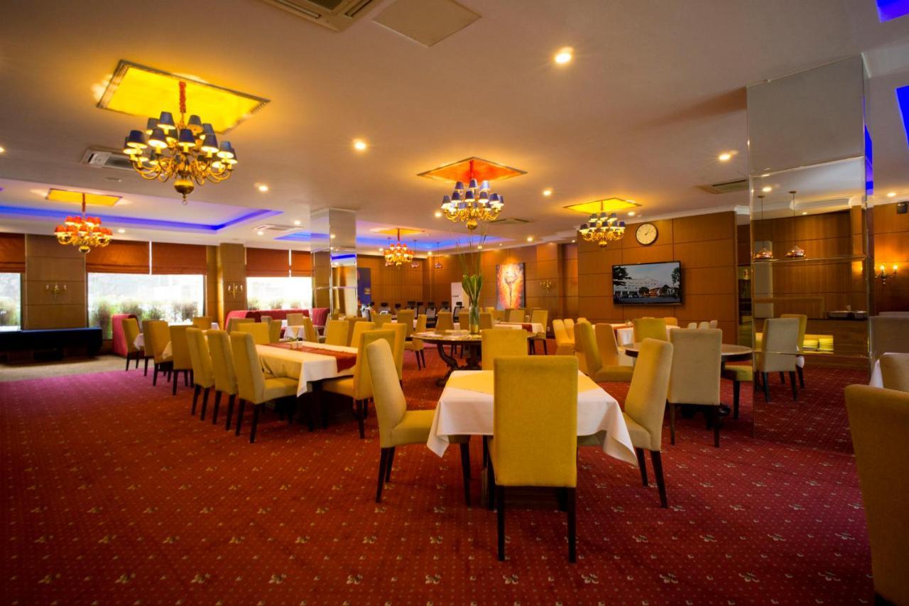 Bumi Senyiur Hotel Samarinda Eksteriør billede